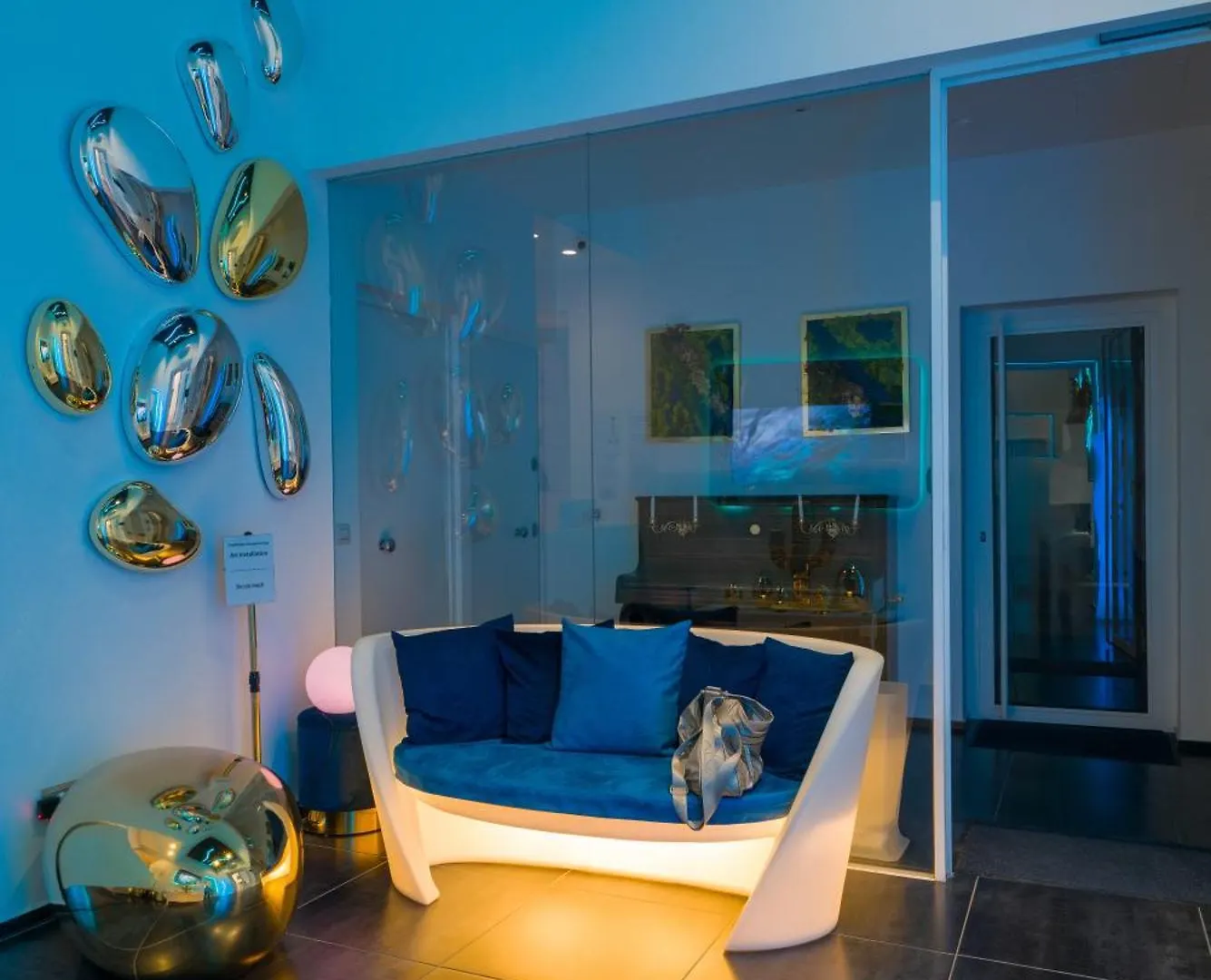 Skyhouse Chiaia Bed & Breakfast Naples