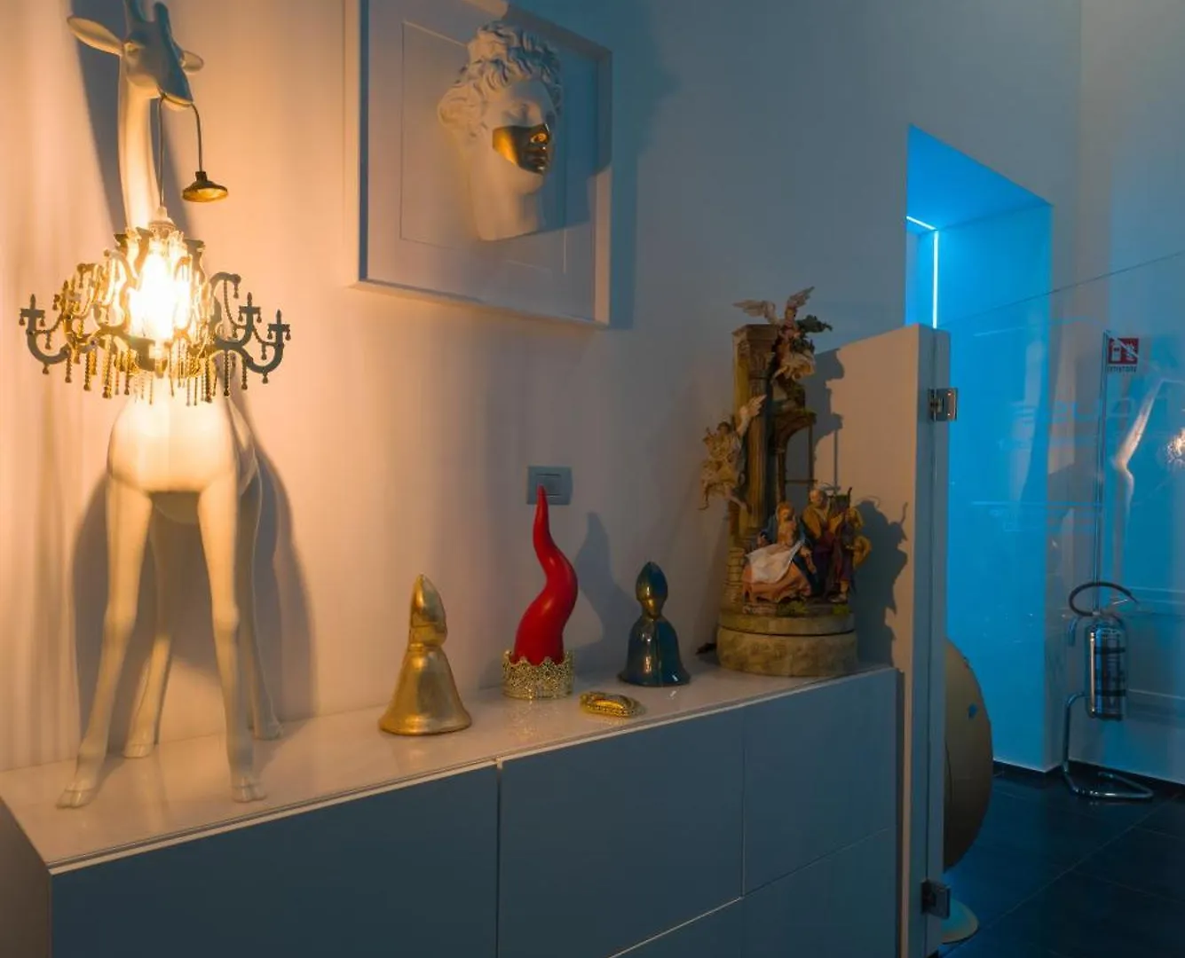 Skyhouse Chiaia Bed & Breakfast Naples