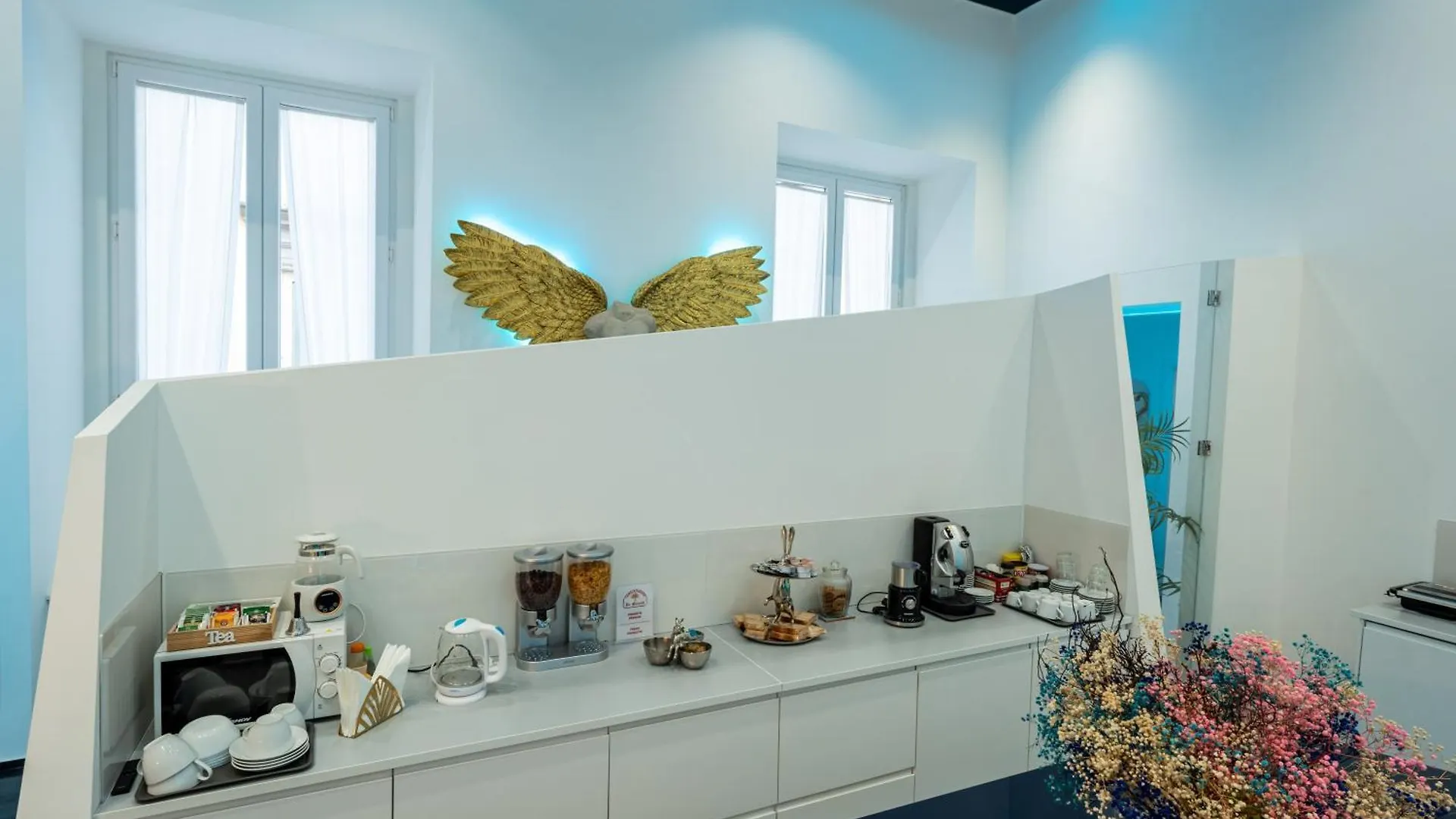 **  Skyhouse Chiaia Bed & Breakfast Naples Italy