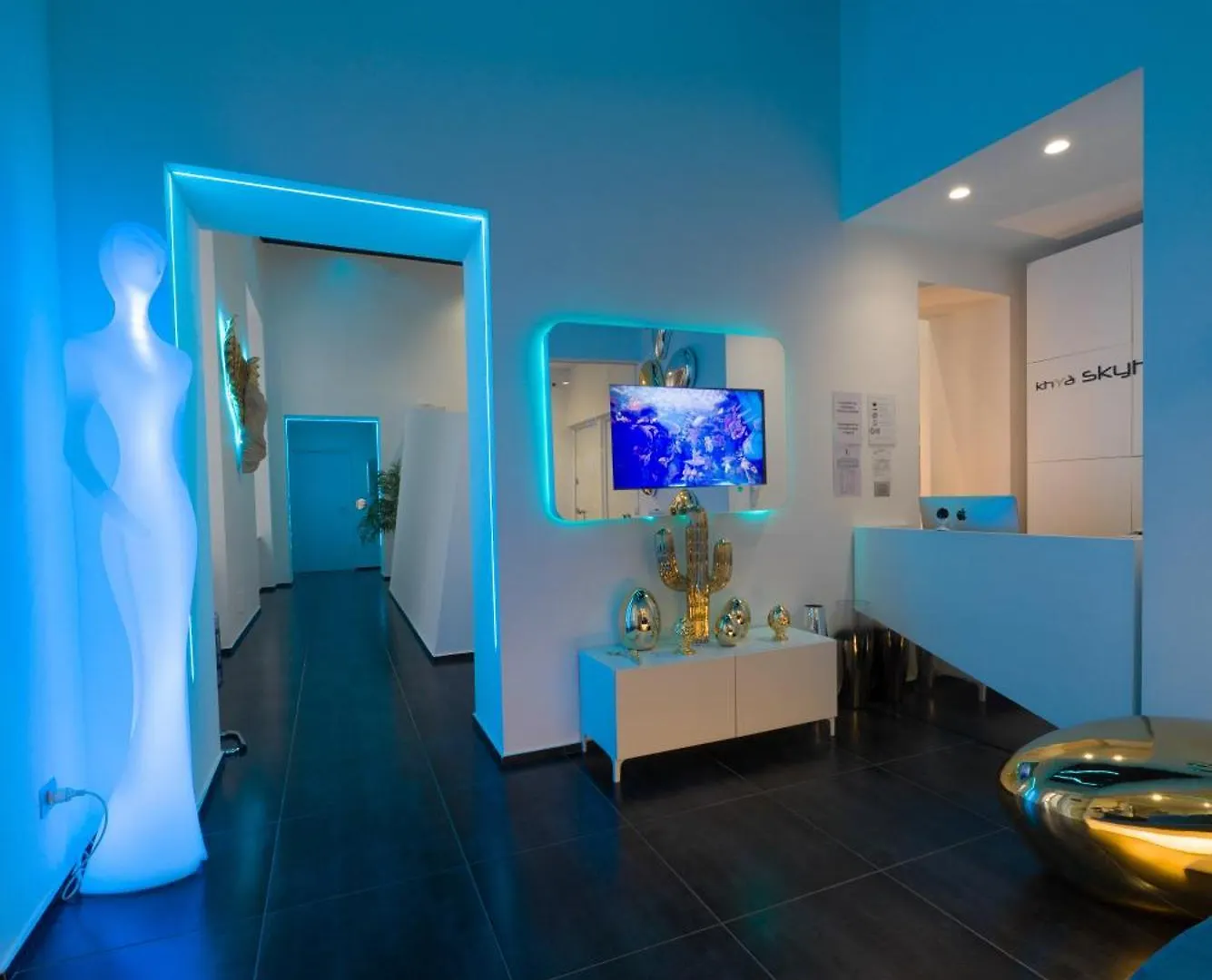 Skyhouse Chiaia Bed & Breakfast Naples